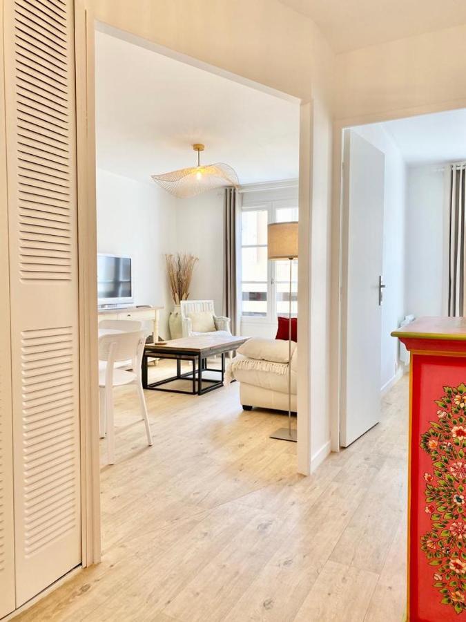 Appartement élégant avec vue sur le port Saint-Martin-de-Ré Exterior foto