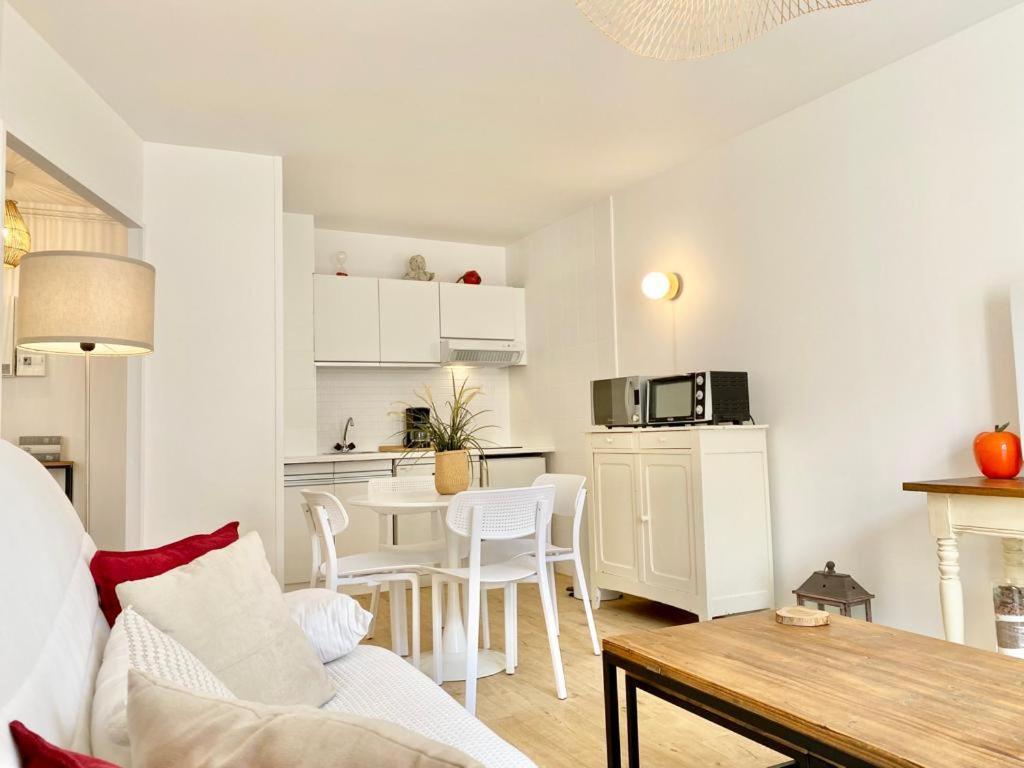 Appartement élégant avec vue sur le port Saint-Martin-de-Ré Exterior foto
