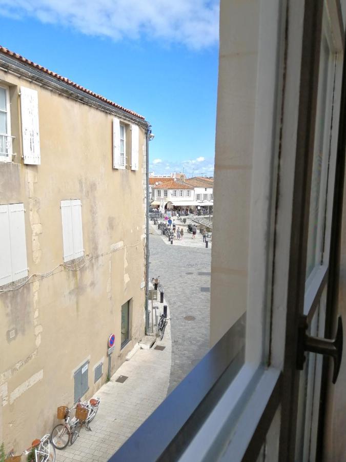 Appartement élégant avec vue sur le port Saint-Martin-de-Ré Exterior foto